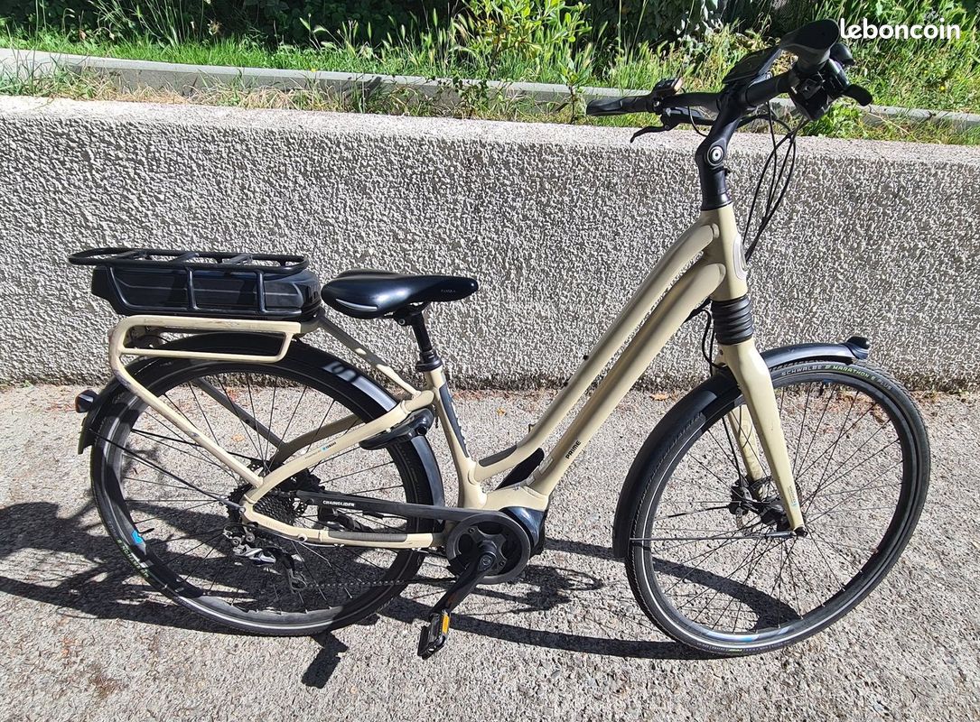 Vélo à Assistance Electrique GIANT PRIME E+ (2018) (image 1)