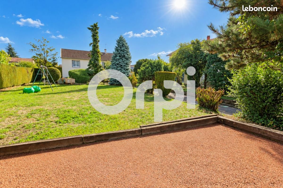 Maison 4 pièces 91 m² · à Saint-Genis-Laval · 91 m² · 550 000 €