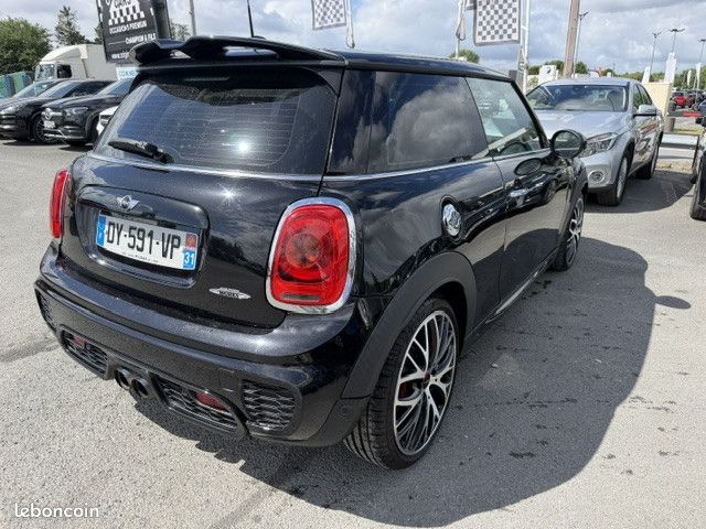 MINI Mini 3-pt. John Cooper Works Sport, toit ouvrant, camera de recul, grand écran, etc... (image 5)