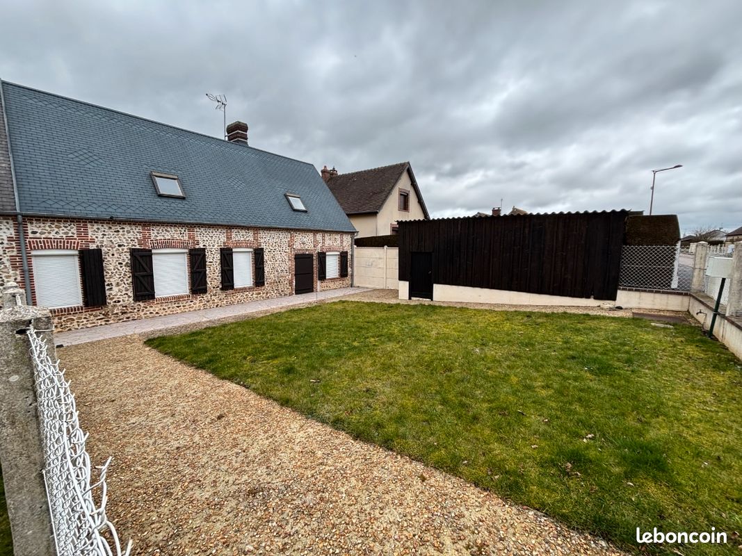 Maison 4 pièces 90 m² · à Aube · 90 m² · 125 000 €