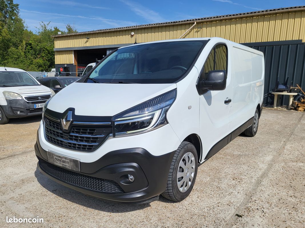 Renault trafic 2l dci 120 l2h1 grand confort (image 1)