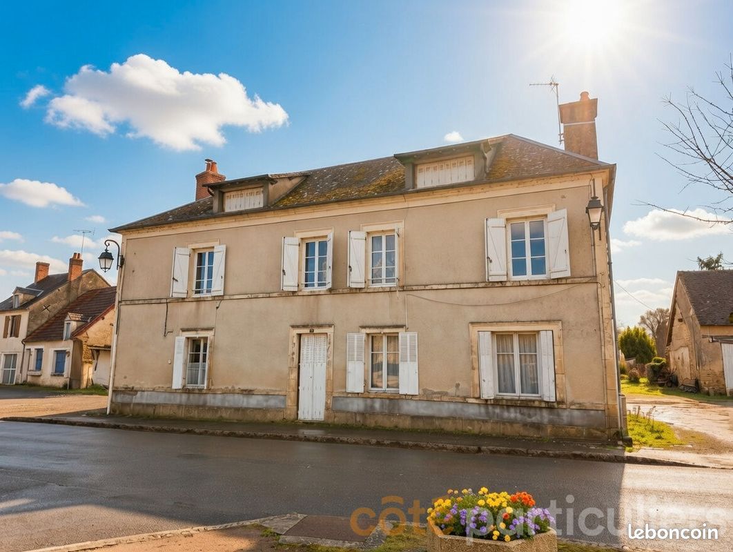 Maison 7 pièces 131 m² · à Thaumiers · 131 m² · 49 000 €