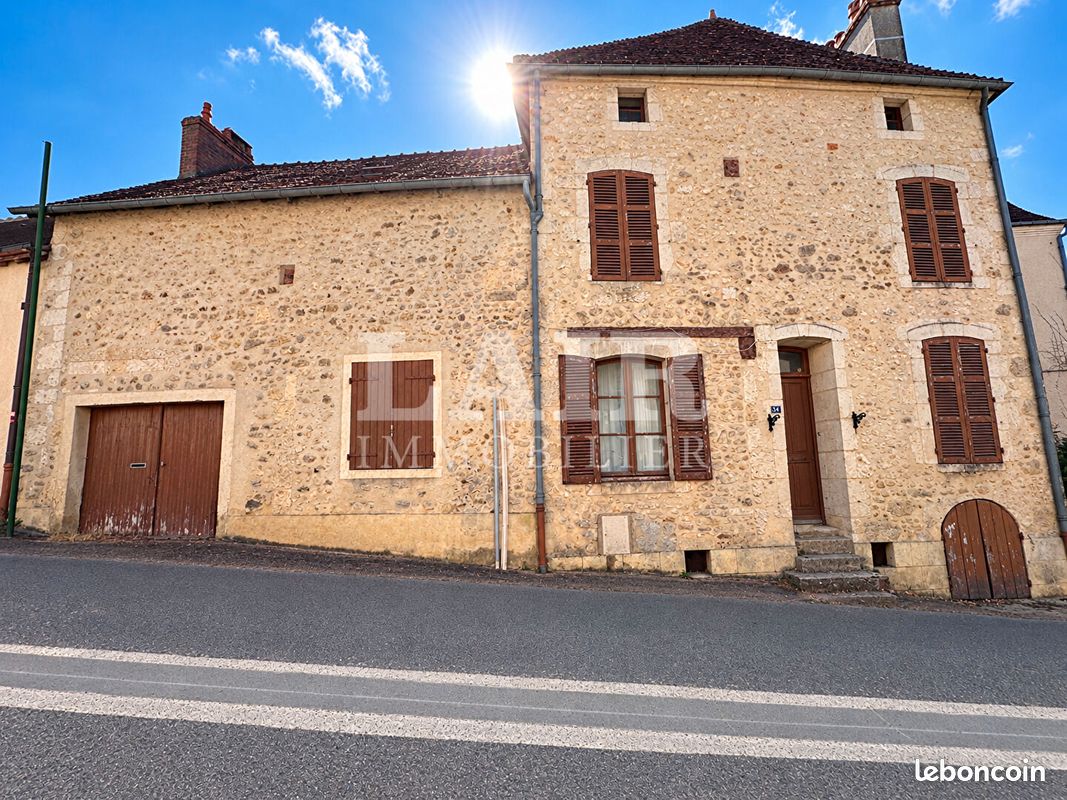 Maison 3 pièces 90 m² · à Saint-Martin-du-Vieux-Bellême · 90 m² · 29 900 €