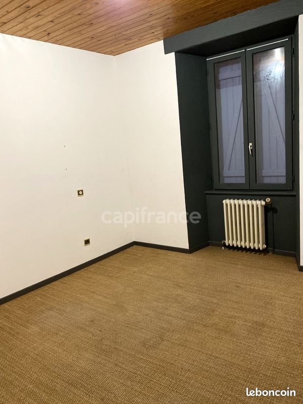 Maison 7 pièces 154 m² - Airvault 79600 (image principale 7)