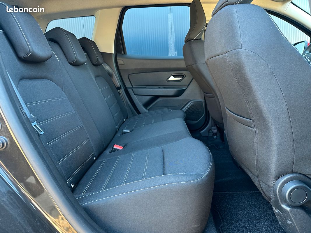 DACIA DUSTER PHASE 2 1.3 TCE 150 CH FAP PRESTIGE + 4x2. 31 000KMS. 03/2022 (image 8)