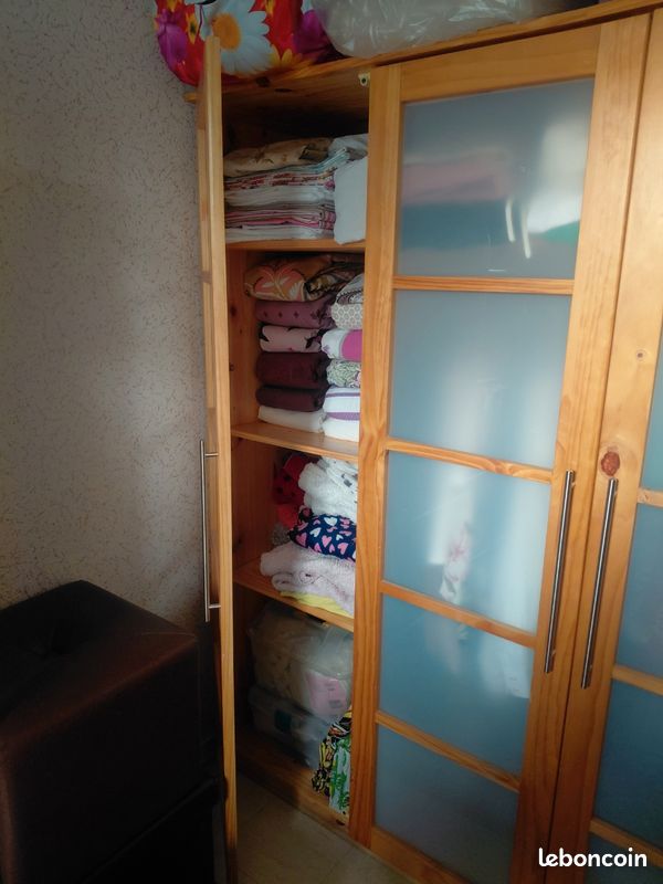 Armoire chambre pin et vitres (image 4)