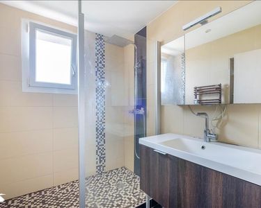 Appartement 176 550 € - 70 m²
