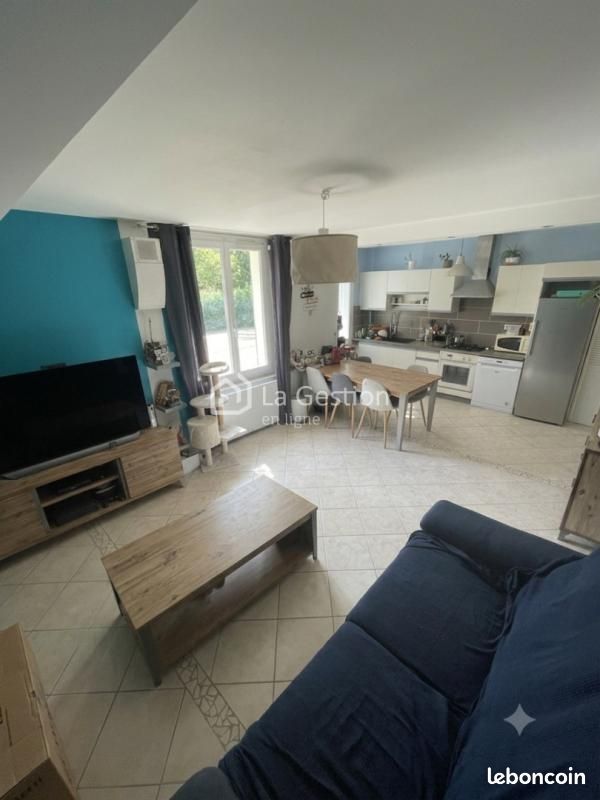 Appartement 3 pièces 60 m² · à Saint-Geoire-en-Valdaine · 60 m² · 750 €
