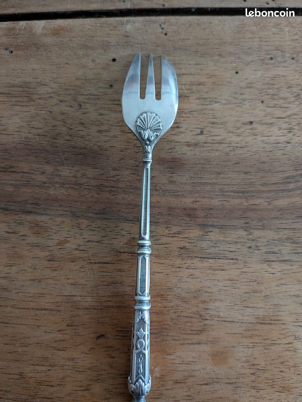 12 CUILLERES ARGENT minerve modele a la russe EUR 450,00 - FR
