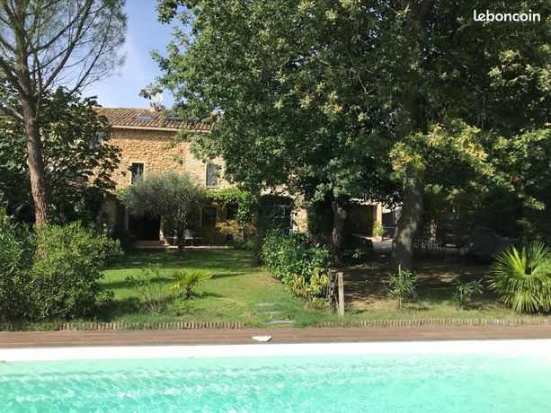 Mas 6 pièces 193 m²