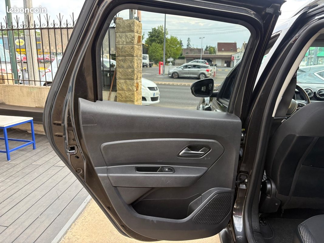 Dacia Duster 115 BDCI 4X2 Prestige (image 11)