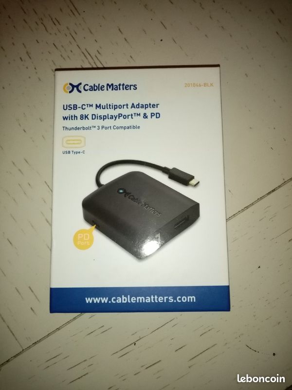 USB multi adapter (image 1)
