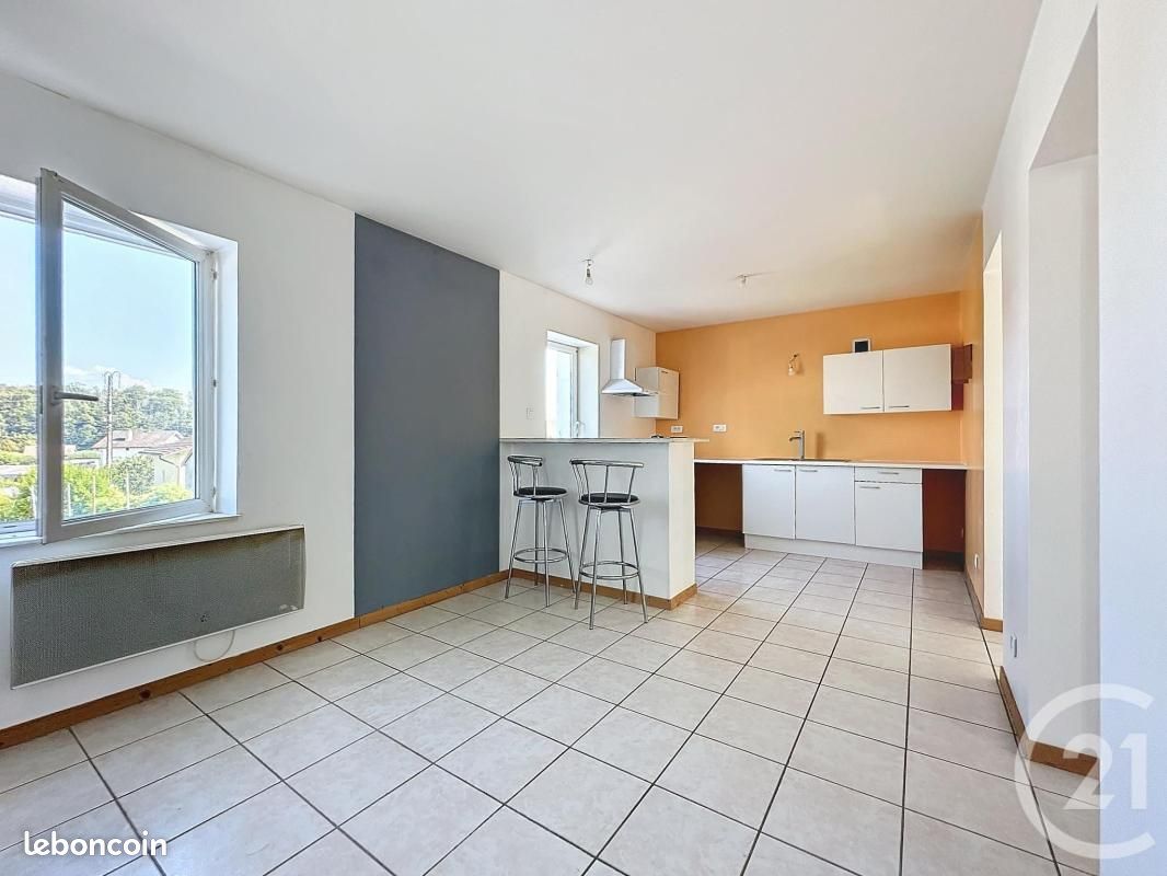 Appartement 3 pièces 45 m² · à Bart · 45 m² · 450 €/mois