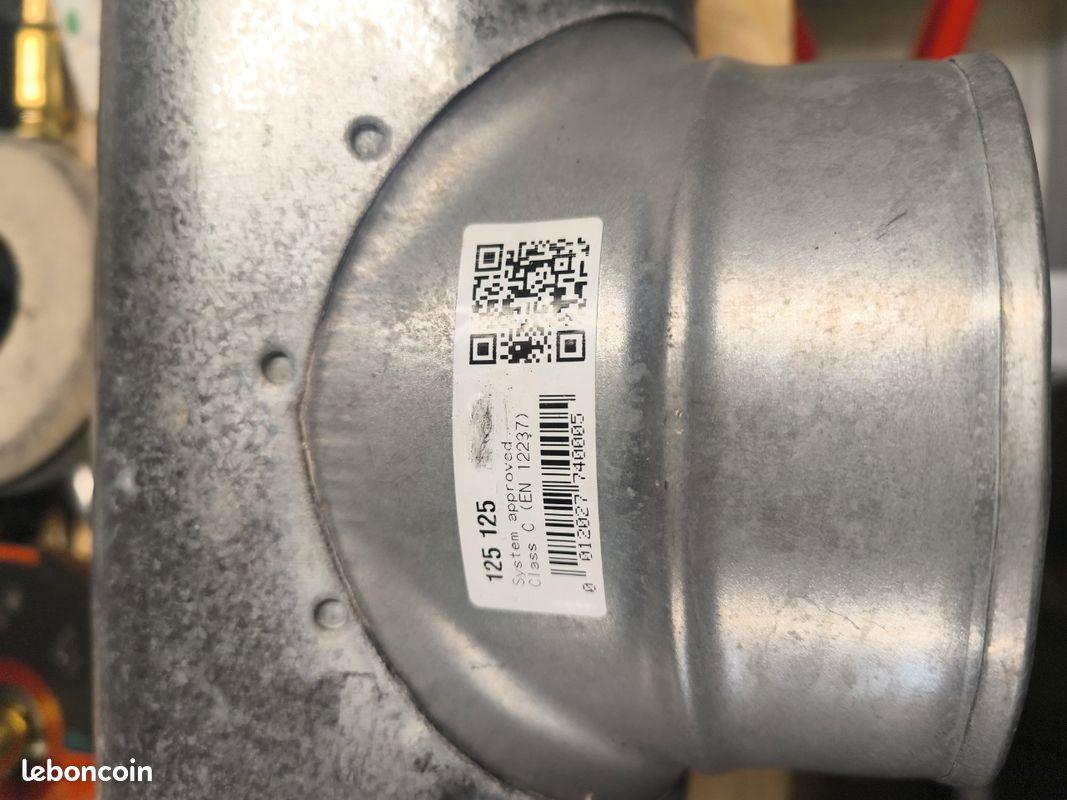Raccord galvanisé T 125 mm (image 2)