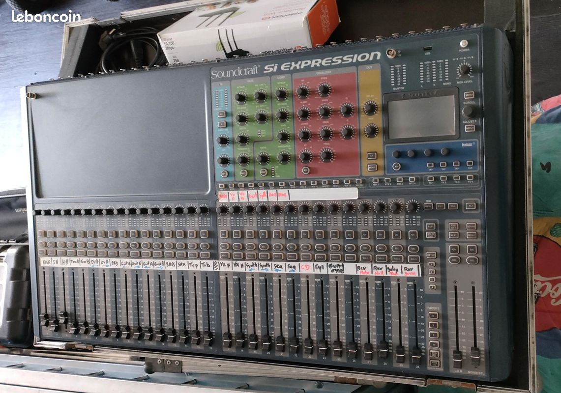 Vends table de mixage soundcraft SI 3 expression (image 1)
