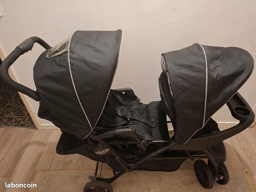 Poussette places Graco Équipement bébé