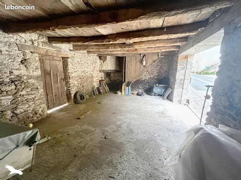 Maison 1 pièce 64 m² · à Flagnac · 64 m² · 18 000 €