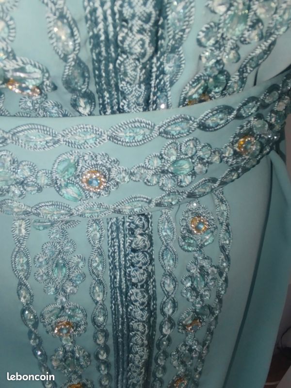 Caftan bleu canard clair Vêtements