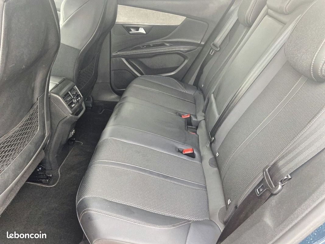 Peugeot 3008 BlueHDi 130 EAT8 GT (image 14)