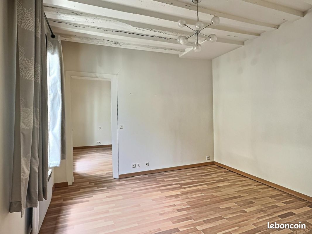 Appartement 2 pièces 42 m² · à Versailles · 42 m² · 315 000 €
