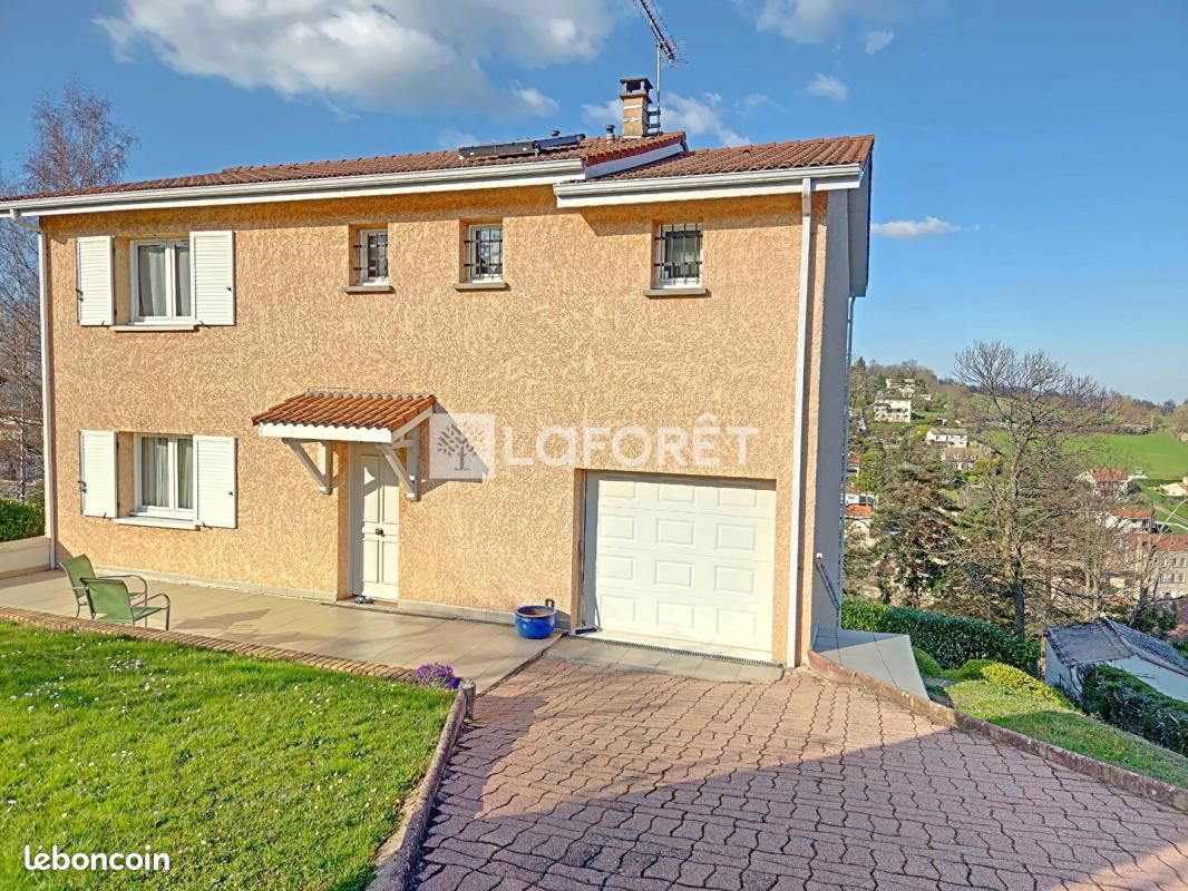 Maison 7 pièces 200 m² · à Saint-Étienne · 200 m² · 390 000 €