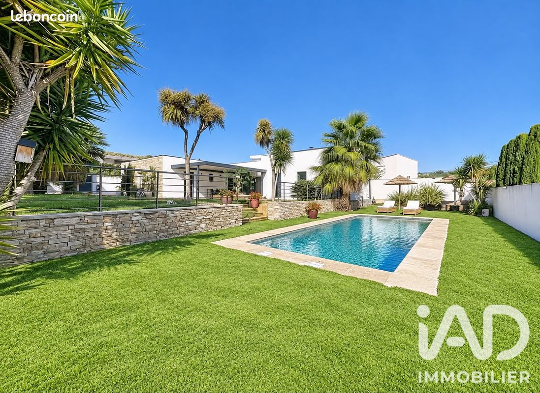 Maison 5 pièces 195 m² · à Marseille · 195 m² · 990 000 €
