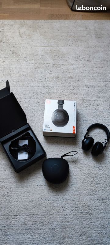 Fone de Ouvido JBL Club 950NC Bluetooth Preto