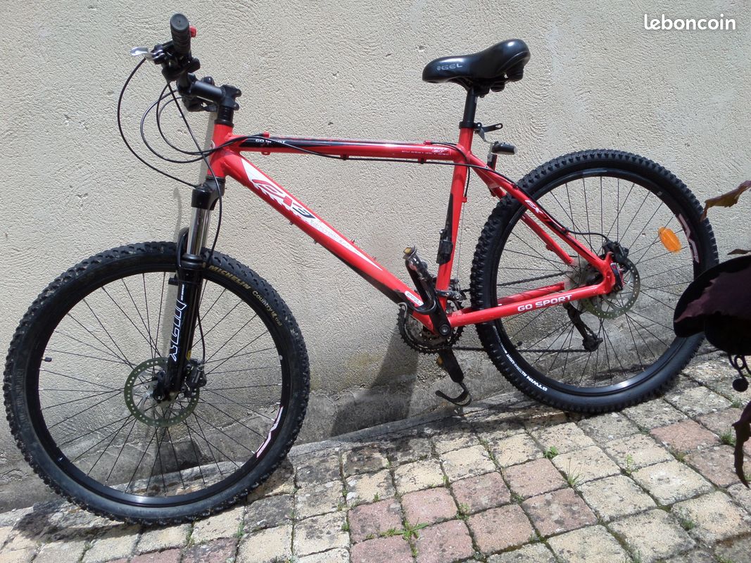 Vélo type VTT Vélos