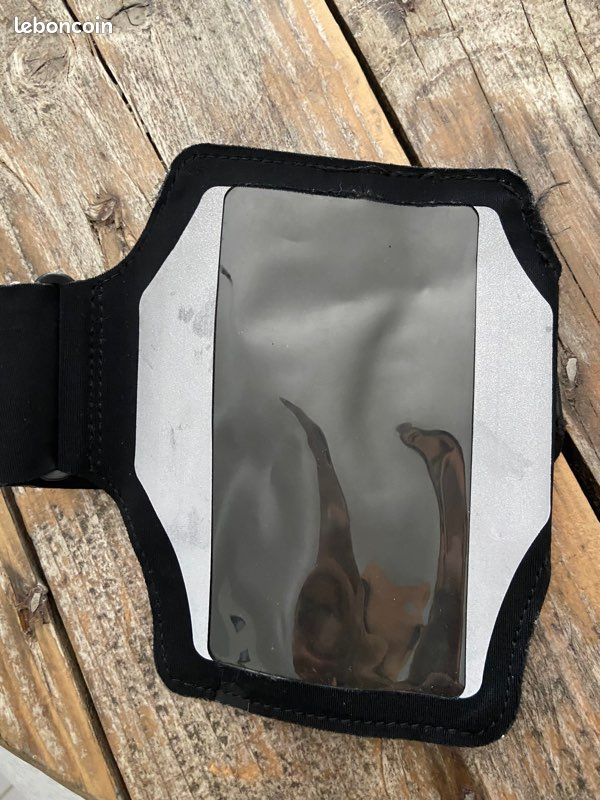 Brassard pour smartphone (image 1)