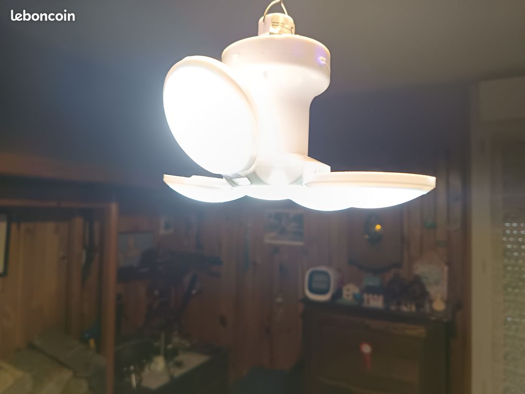 Lampe à LED à suspendre avec 5 faces dépliables (image 3)