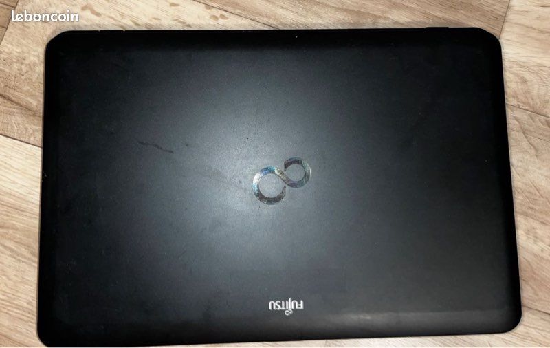 PC PORTABLE FUJITSU Lifebook A512 Core i3 @ 2nd Gen
