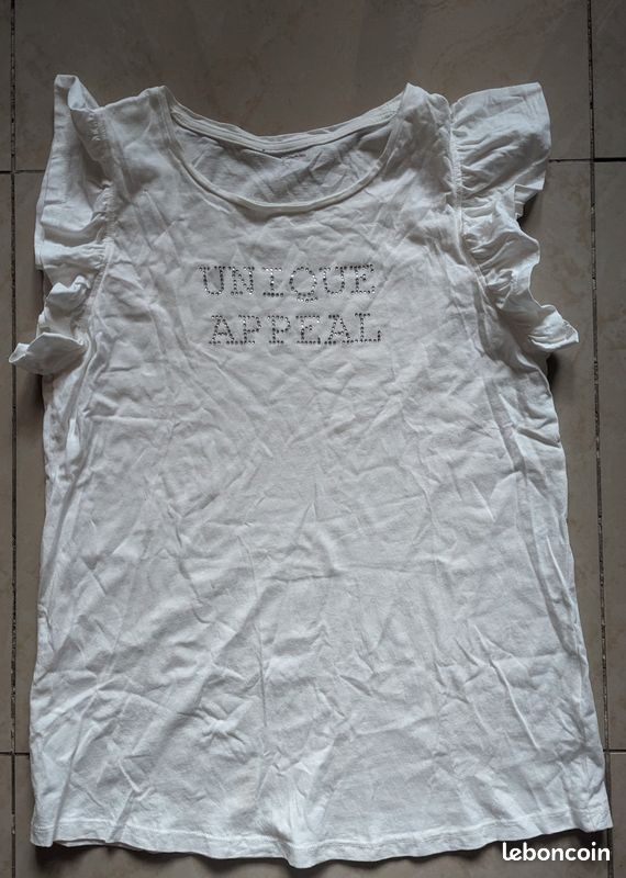 T-shirts (image 3)