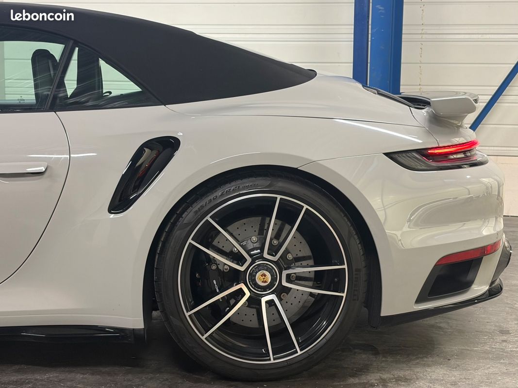 Porsche 911 992 TURBO S 650CH CABRIOLET PDK (image 32)