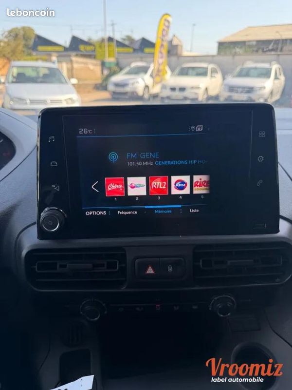 Peugeot Partner Vu FOURGON LONG 950kg Blue-HDI 100 CH Clim GPS 2022 TVA RÉCUPÉRABLE 8490 TTC (image 21)