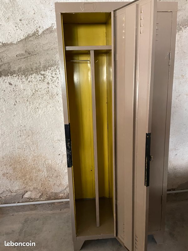 Vestiaire industriel (image 2)