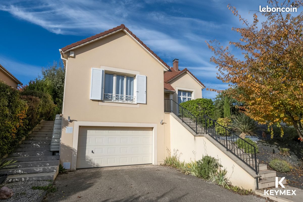Maison 7 pièces 174 m² · à Chambly · 174 m² · 469 000 €