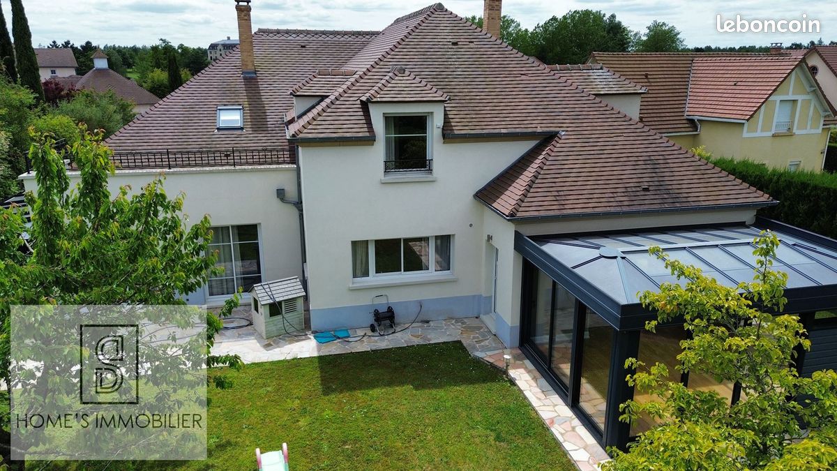 Maison 9 pièces 348 m² (image 1)