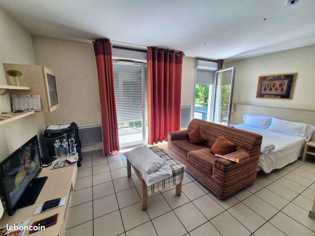 Appartement 1 pièce 32 m² · à Divonne-les-Bains · 32 m² · 1 250 €/mois