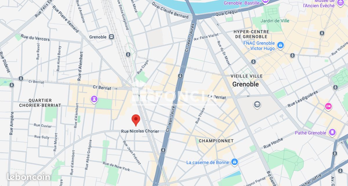 Garage · à Grenoble · 105 €/mois