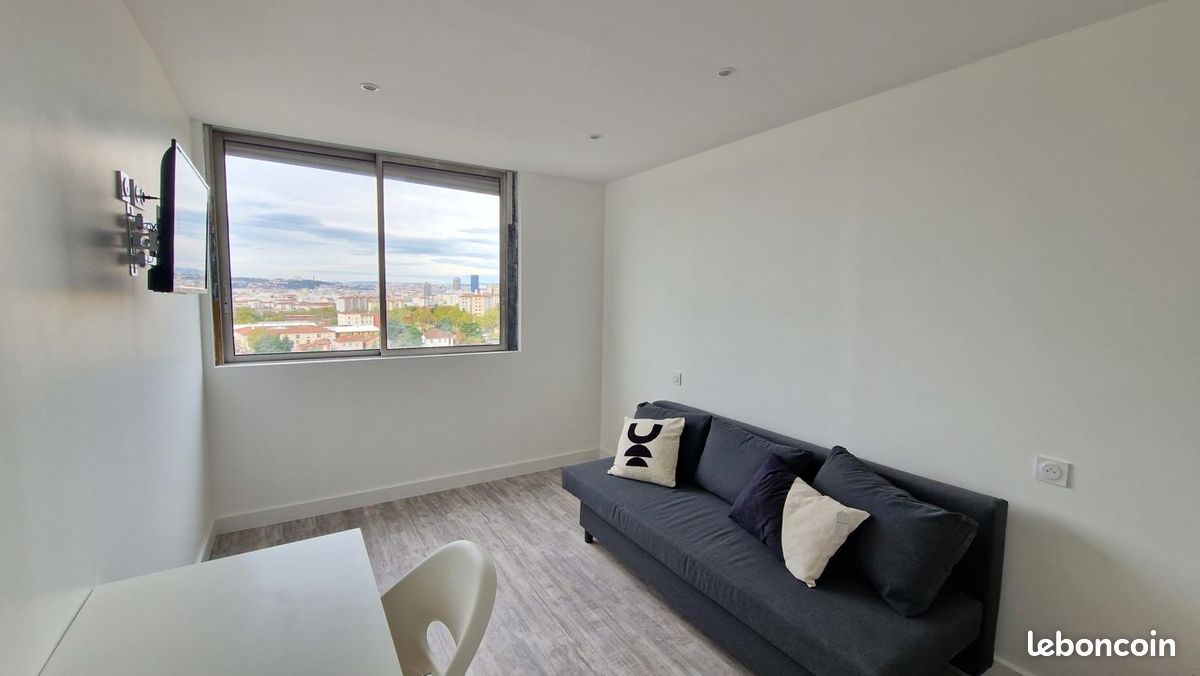 Appartement 1 pièce 12 m² · à Bron · 12 m² · 590 €/mois