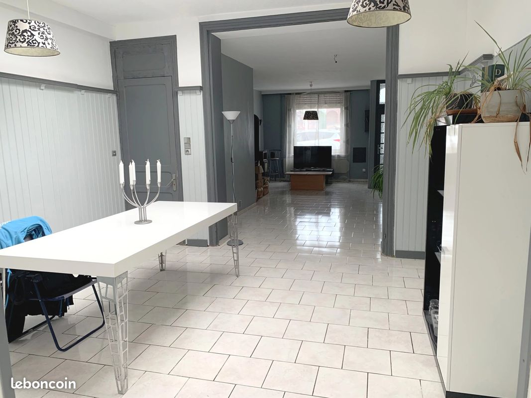 Maison 5 pièces 120 m² · à Neuville-en-Ferrain · 120 m² · 139 000 €