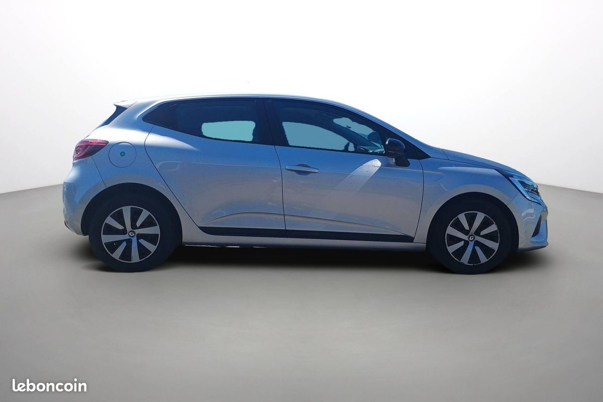 RENAULT Clio TCe 90 Equilibre (image 6)