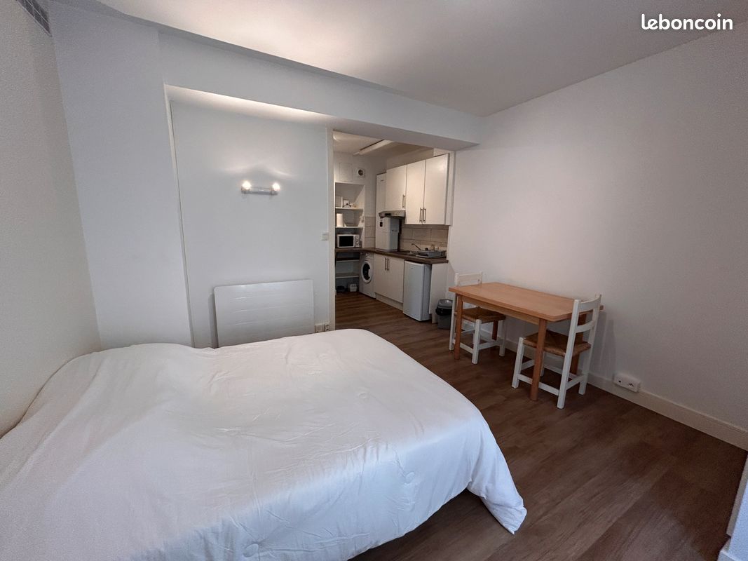 Appartement 1 pièce 22 m² · à Francueil · 21,7 m² · 450 €