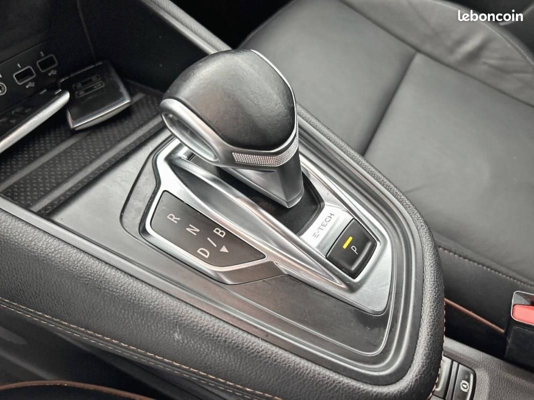 Renault Captur E-Tech Plug-in 160 - 21 Initiale Paris (image 14)