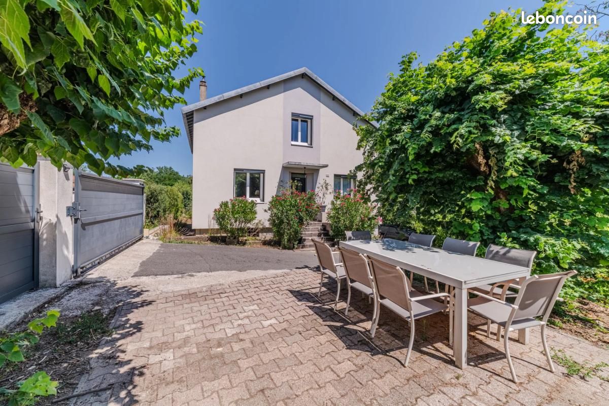 Maison 6 pièces 133 m² · à Arnas · 133 m² · 382 000 €