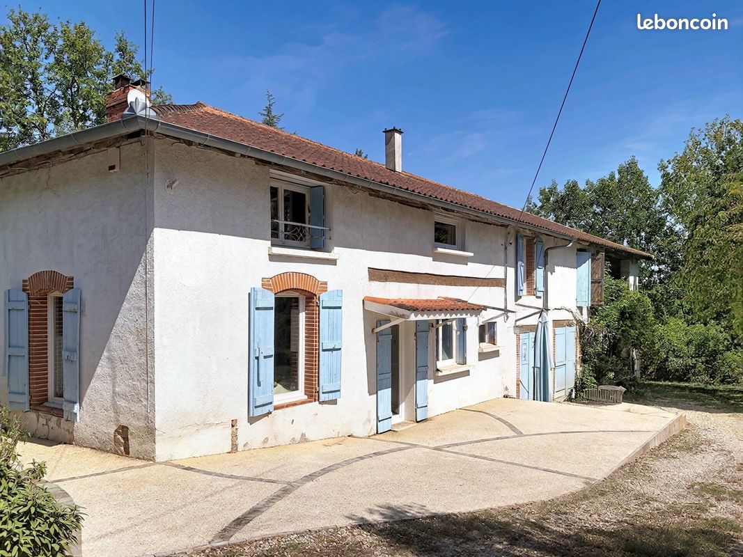 Maison 7 pièces 248 m² · à Lafrançaise · 248 m² · 210 000 €