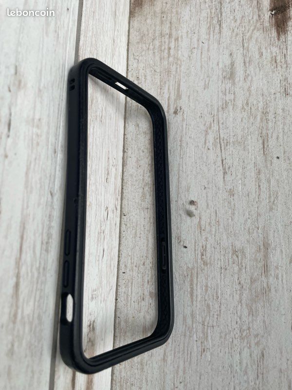 Coque rhinoshield iPhone 12 (image 1)