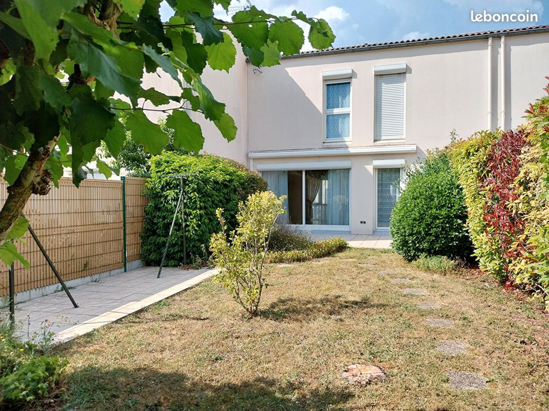 Maison 5 pièces 90 m² · à Poitiers · 90 m² · 176 550 €