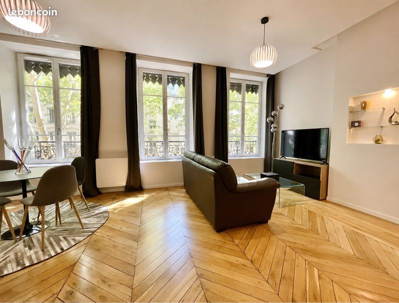 Appartement 2 pièces 57 m² · à Lyon · 57 m² · 1 250 €/mois