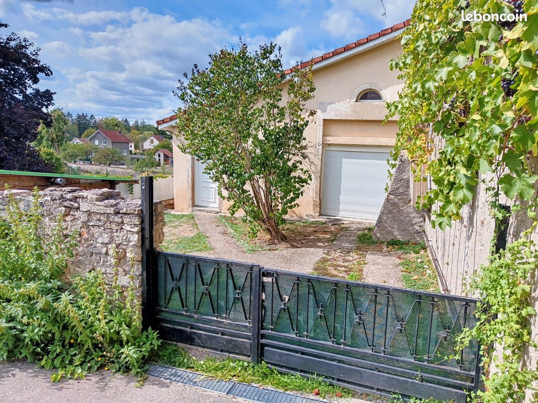 Maison 4 pièces 87 m² · à Châtel-sur-Moselle · 87 m² · 140 000 €